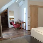 Hotel Hugo 3*
