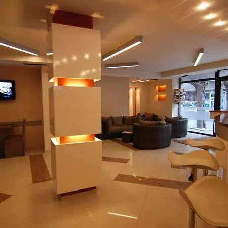 Otel Hugo 3*
