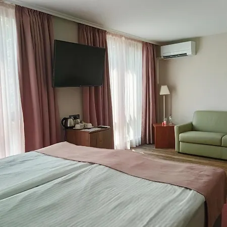 Hotel Hugo 3*