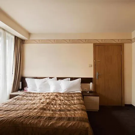 Hugo Hotel