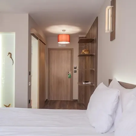 Hugo 3* Varna